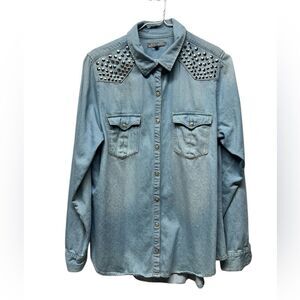 Wit & Wisdom denim chambray studded button front shirt western size medium